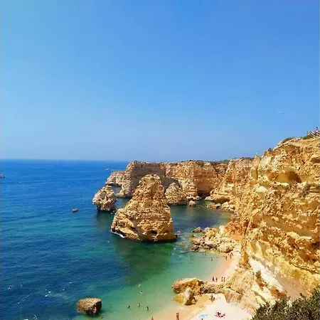 Oura Praia *